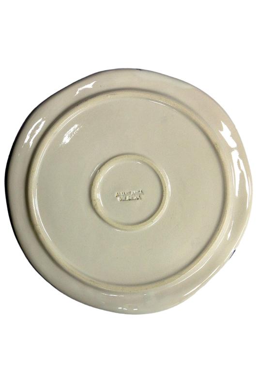 Handmade ceramic plate with marble pattern black on white - Image 5
