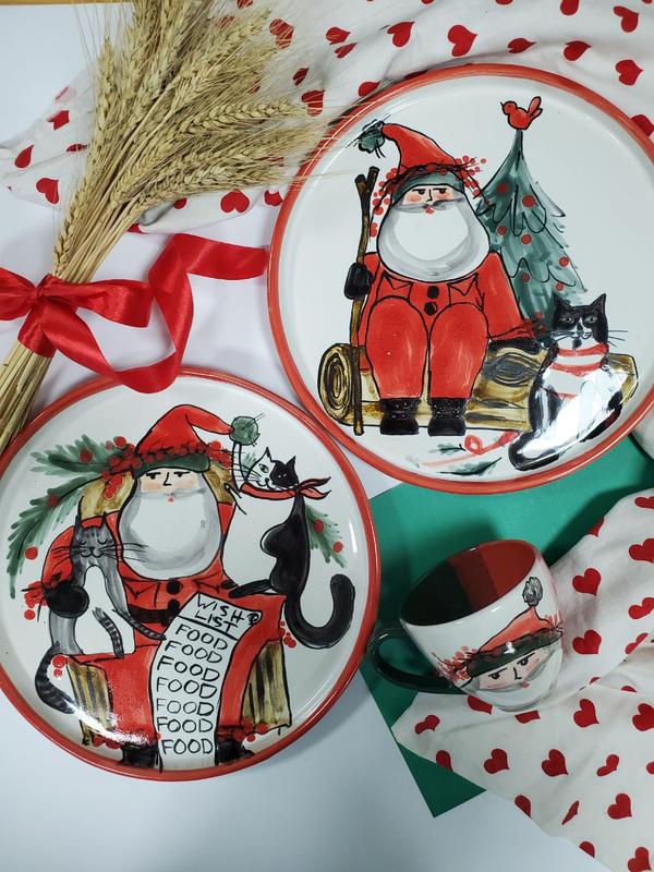 New Year's Ceramic Plate – Unique Santa Claus Design by Artist Anastasiia Solokha - Image 2